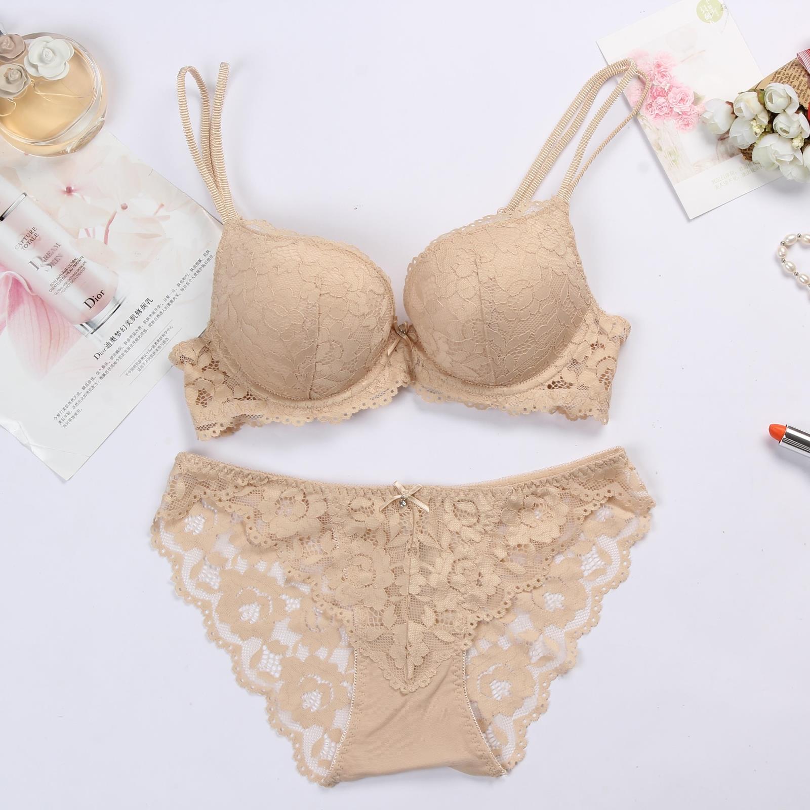荷魅2018新款高档蕾丝文胸套装上托性感诱惑女士内衣加厚聚拢胸罩