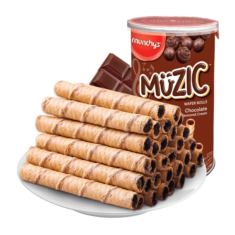 【进口】马来西亚马奇新新巧克力注心蛋卷威化饼干85g零食品威化