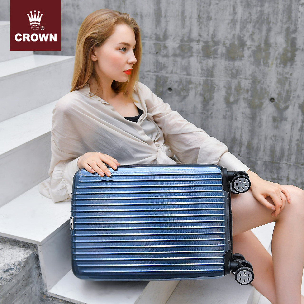 crown皇冠时尚旅行箱轻便拉杆箱商务登机机箱经典旅行箱