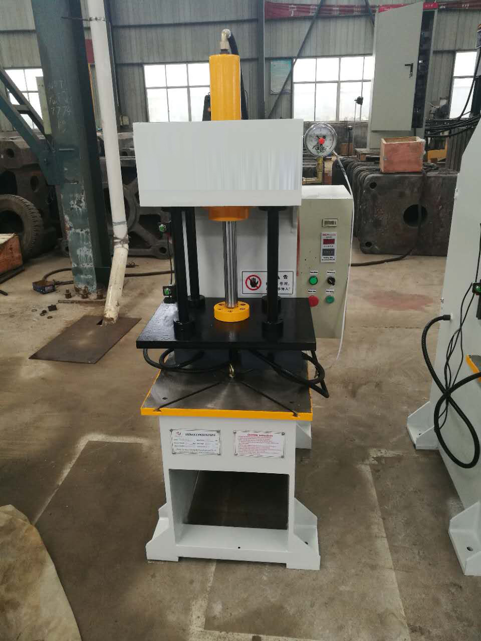 单臂单油压机液压机小型10吨100吨200吨液压机械设备压力机液压机