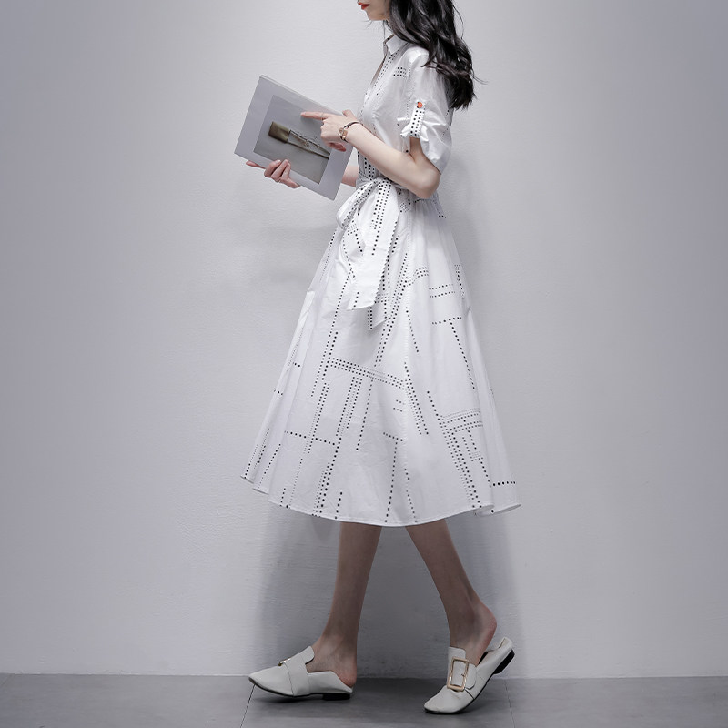 白色波点连衣裙女中中长2021夏季新款韩版短袖连衣裙