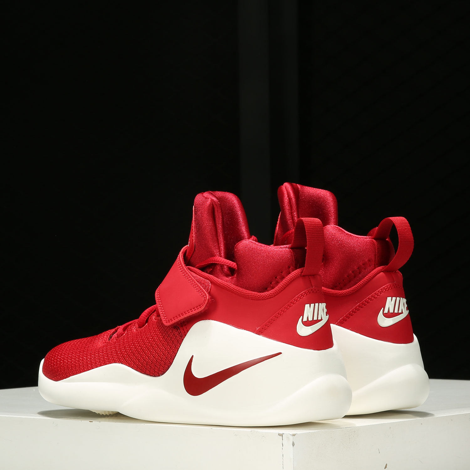 nike耐克正品kwazi男子回到未来泡棉缓震运动跑步鞋