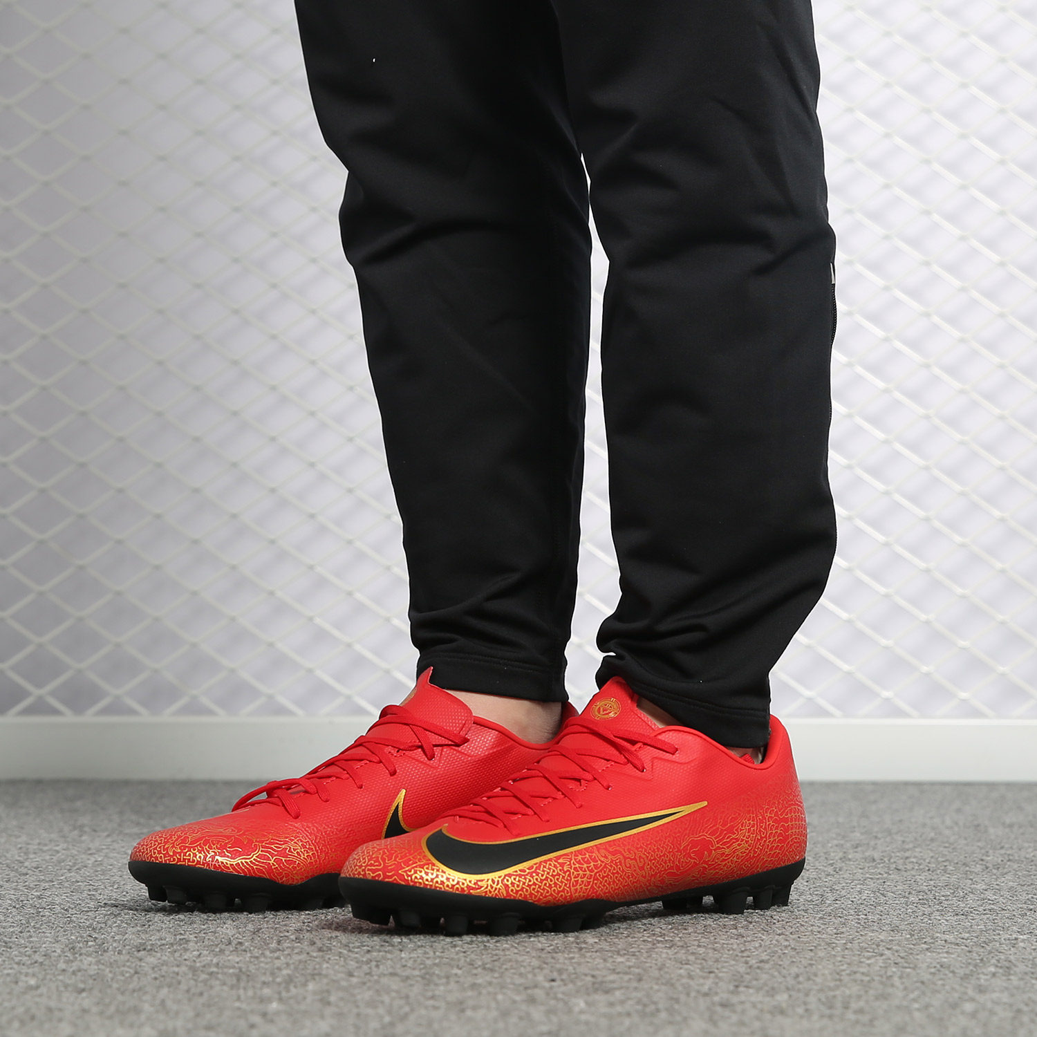 nike耐克正品cr7中国行男子ag短钉人足球鞋aq0336足球鞋