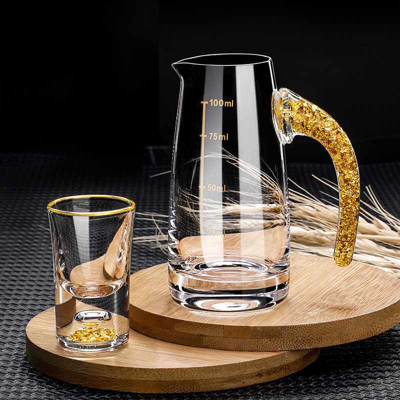 白酒杯玻璃礼盒酒具金箔高档一口小号水晶创意白酒杯