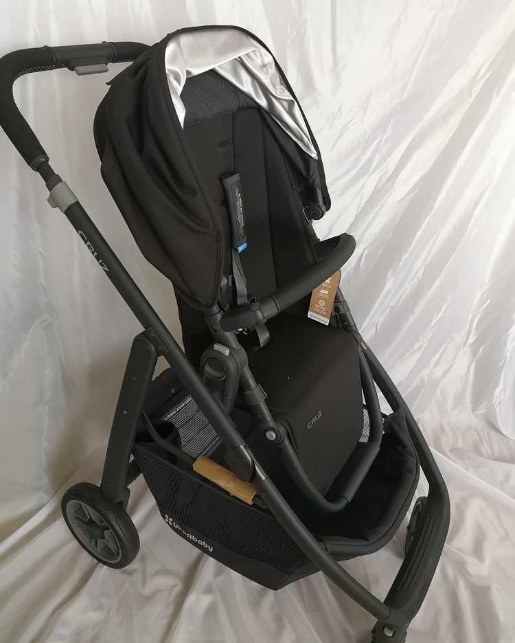 uppababycruzvista高景观轻便便可婴儿车餐盘雨罩蚊帐四轮推车