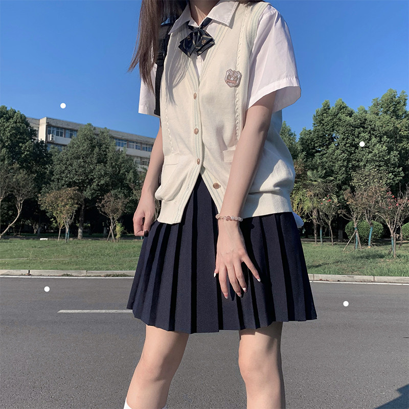 【夏日和风铃】「桐音女子」初秋日系简约百搭jk制服马甲毛衣背心