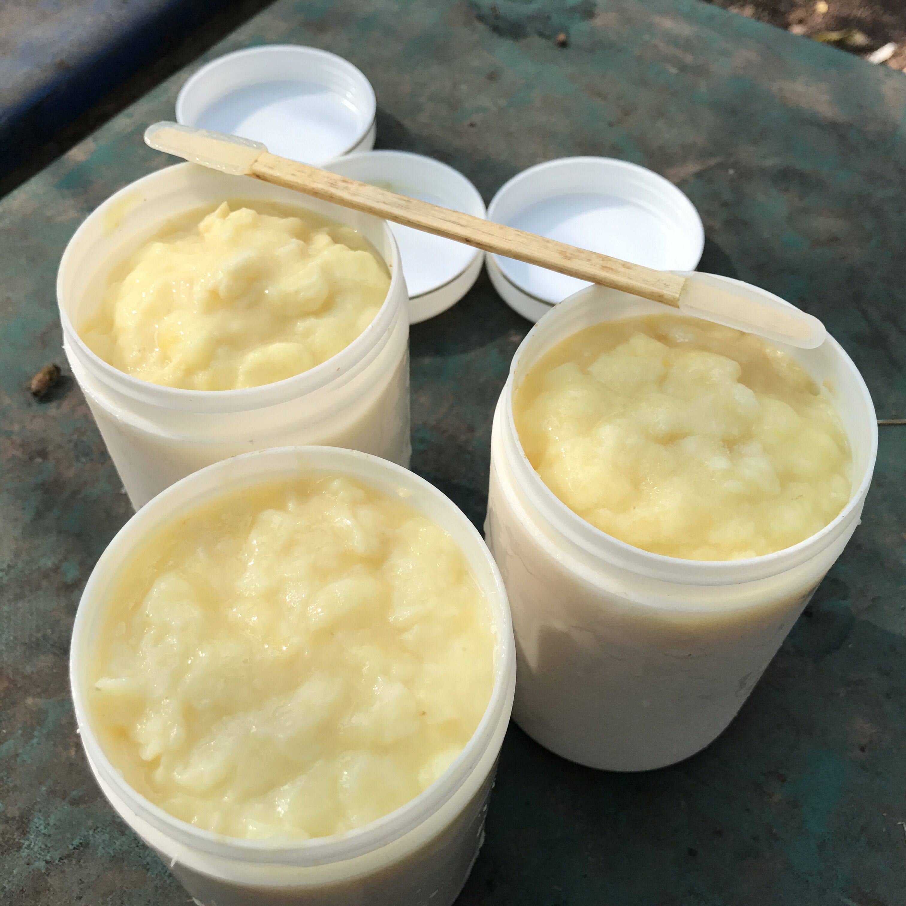 蜂场直销蜂王浆纯正深山天然野生新鲜蜂皇浆500克蜂乳正品春浆