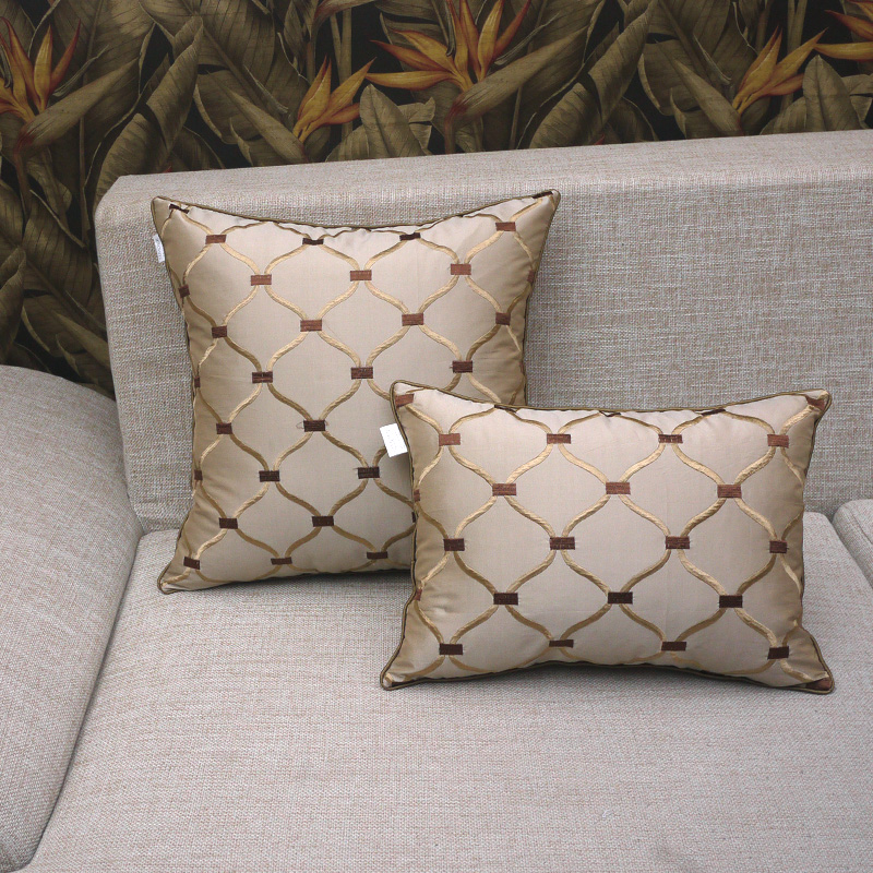 丝茉尔米色欧式绣花沙发靠垫抱枕靠背含芯床头大靠枕套靠包可定制
