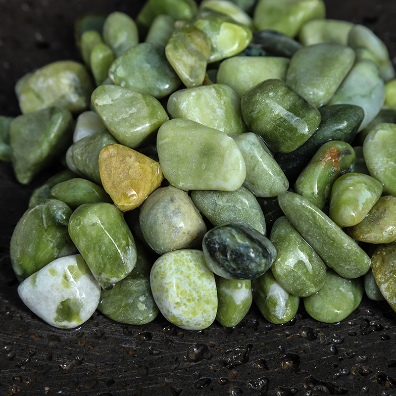 花盆彩色小石子园艺养花造景鱼缸装饰天然彩石头绿色庭院铺面石