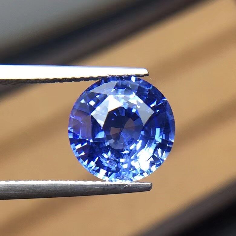 圆形无烧蓝宝石裸石戒面6.61ct天然天然宝宝石晶体珠宝奇石