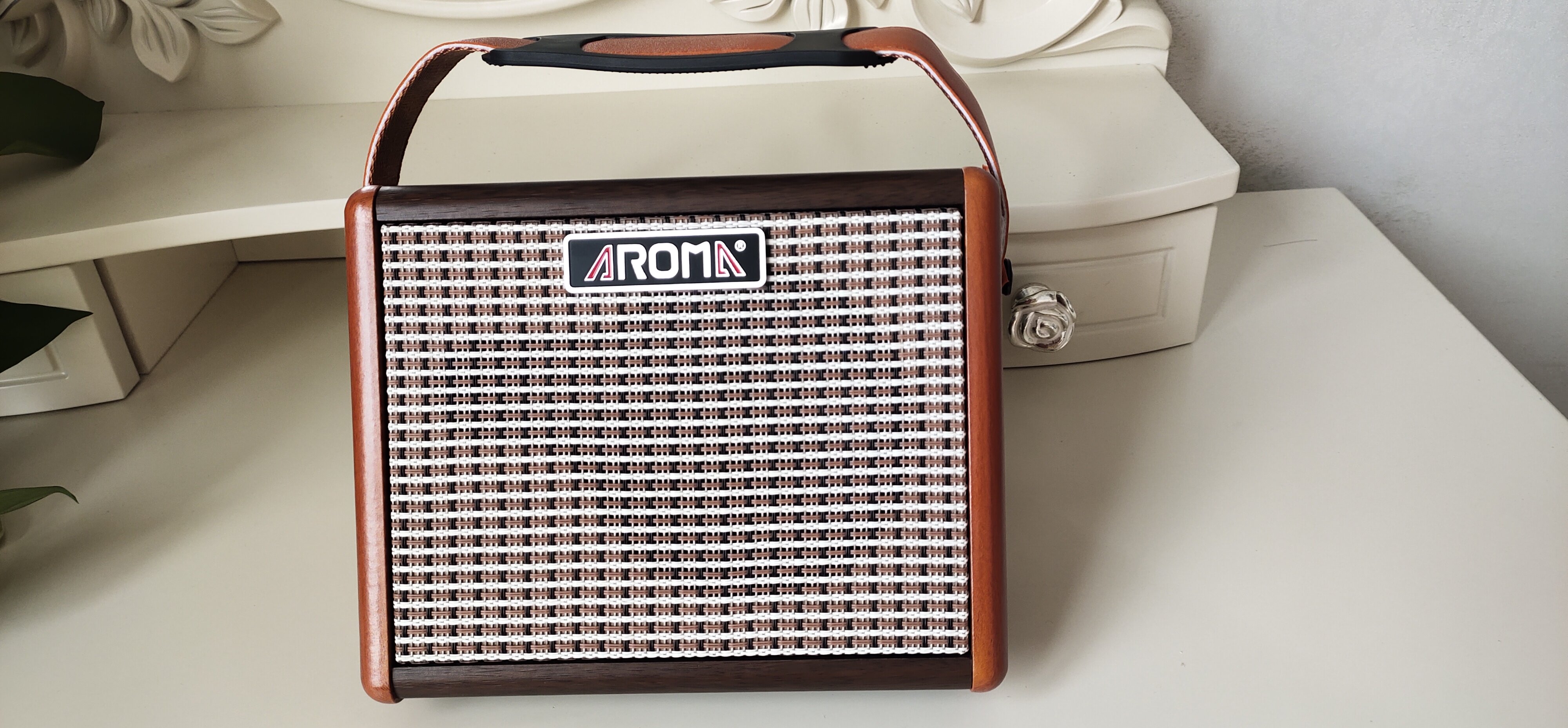 音响吉他阿诺玛音箱民谣弹唱电箱户外充电便携吉他音箱