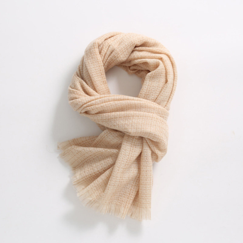 奶白色羊毛围巾女冬季韩版时尚百搭秋冬纯色薄款披肩围脖保暖冬天