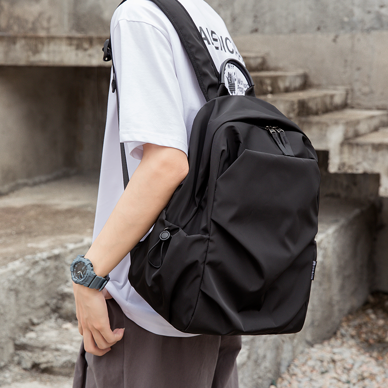 背包男双肩包2021新款大容量高中大学生书包夏季休闲双肩背包
