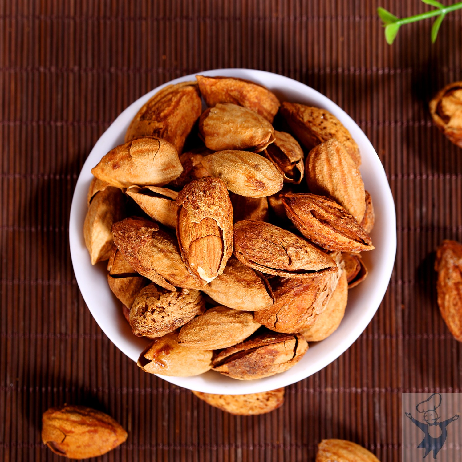 20年现炒薄壳奶油巴旦木连罐500g杏仁扁桃桃仁杏仁