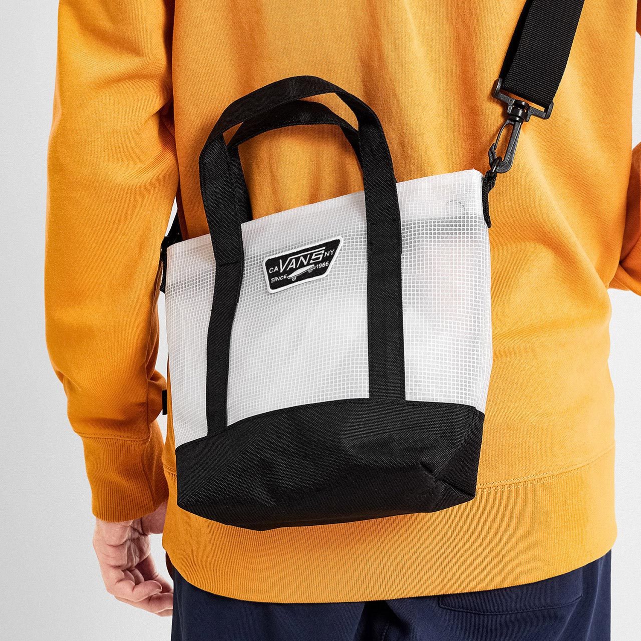 天猫活力营vans范斯男女斜挎包单肩包新款黑色bag官方正品