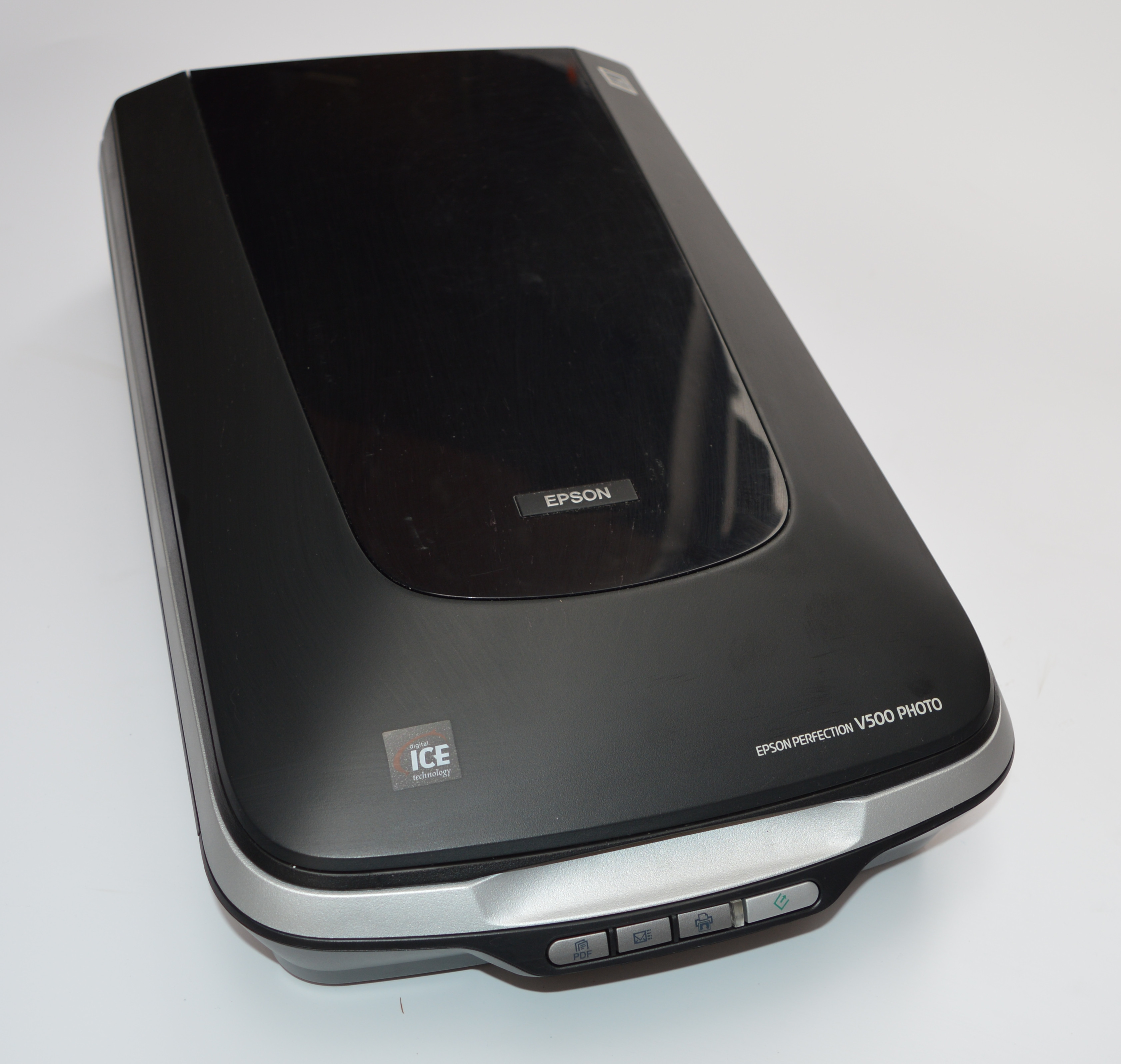 爱普生epsonv5004490扫描仪照片杂志a4文件底片扫描仪