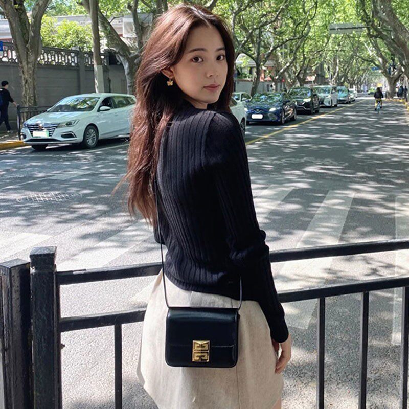 已订欧阳娜娜同款maybebaby韩国正品代购21秋v领紧身纯色毛针织衫