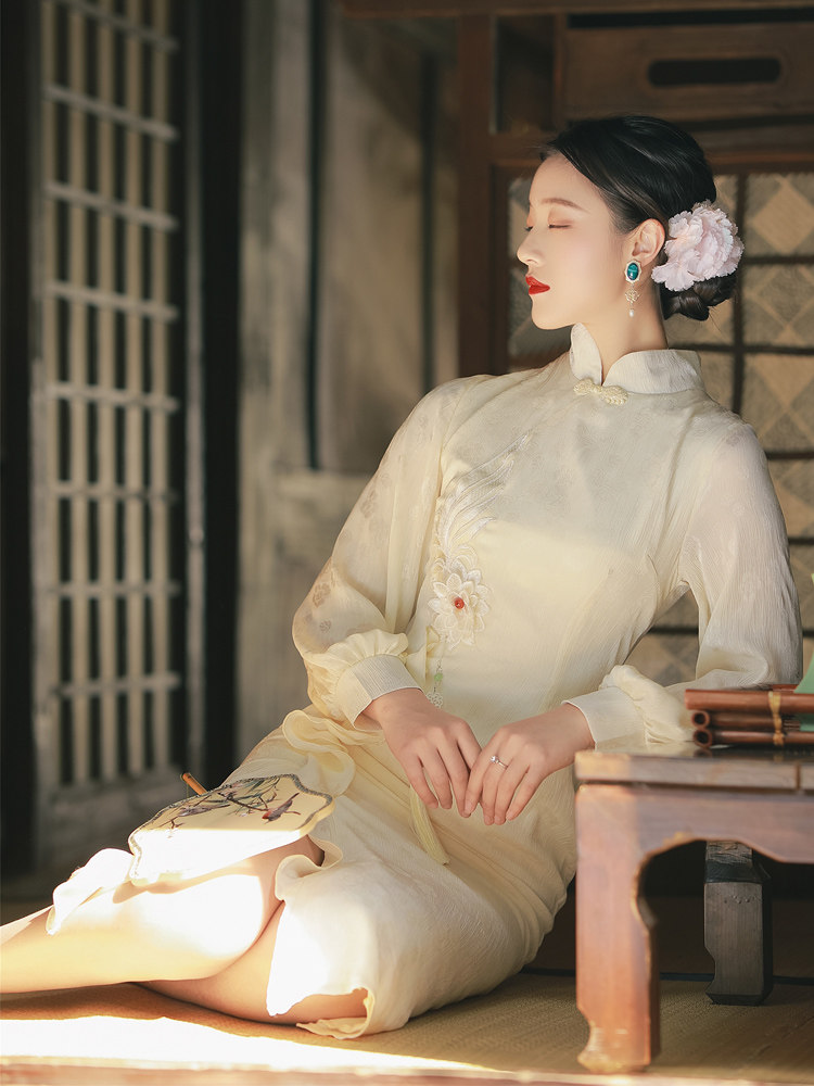 中国国风复古改良旗袍真丝醋纤民国花酒舞会旗袍