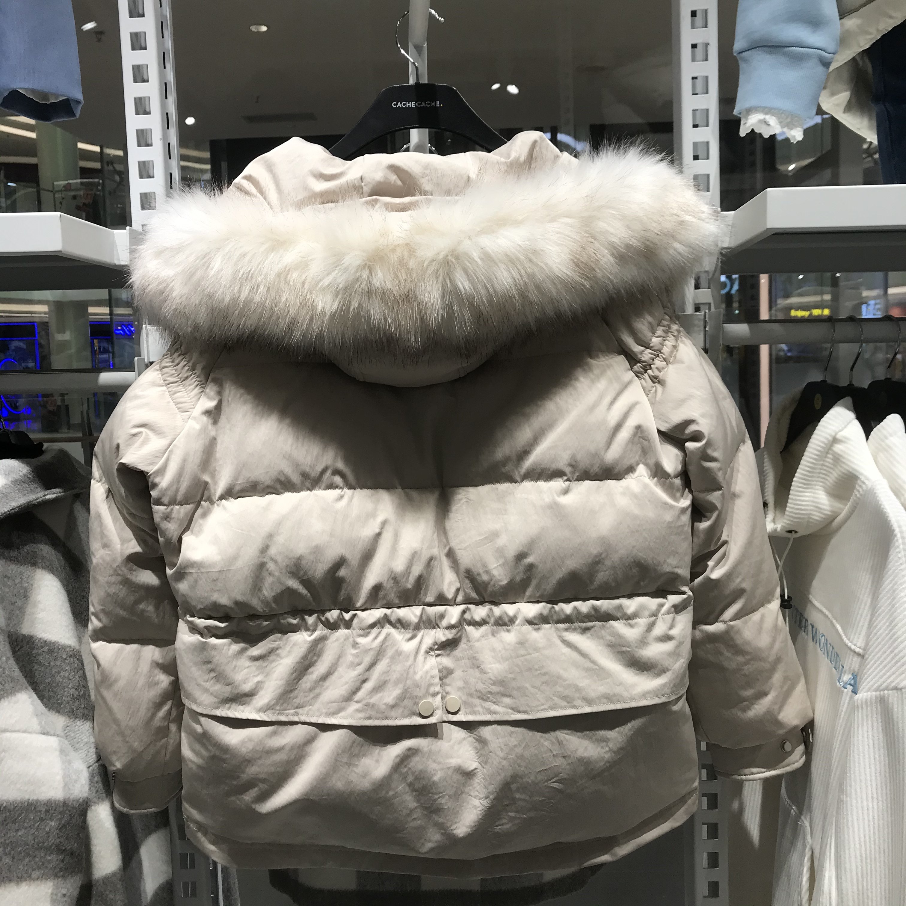 cachecache羽绒服2021新款宽松松显瘦大口袋短款外套羽绒服