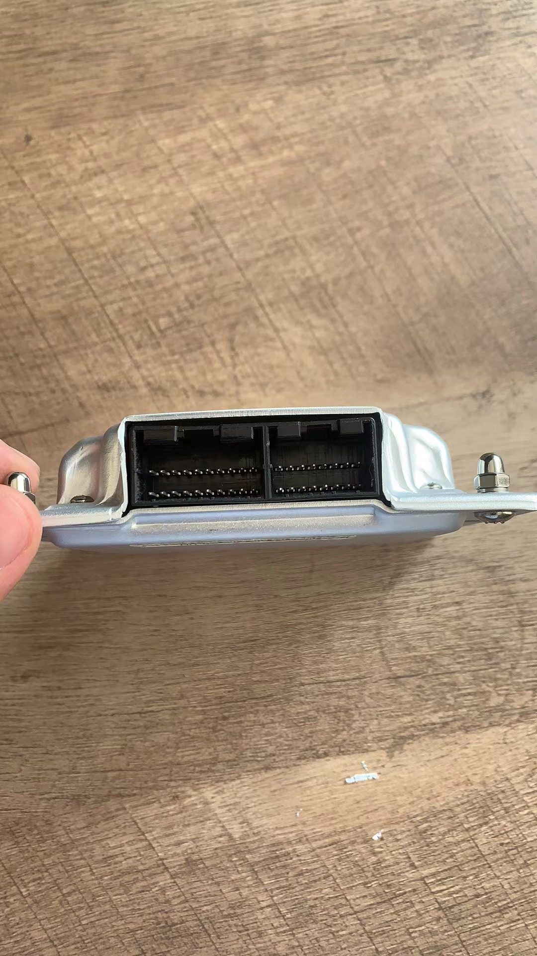 适用郑州日产汽车配件越野奥丁东风锐骐qd80ecu电脑车用芯片