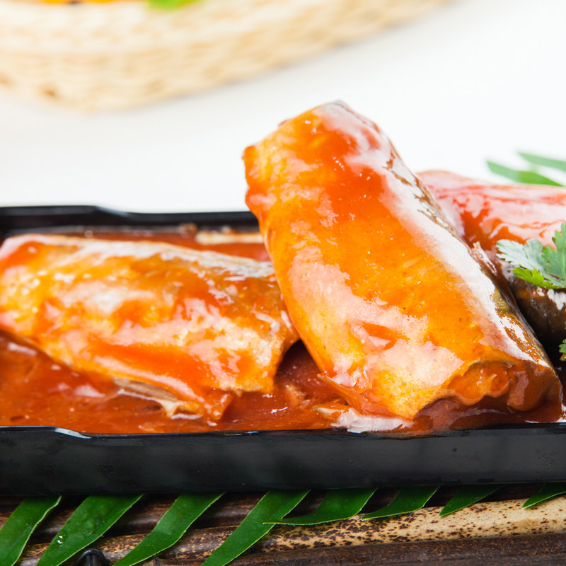 茄汁鲭鱼青鱼罐头外带即食旅游鱼类水产海鲜鱼类罐头