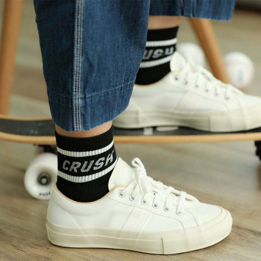 滑板crush英文字母提花学生运动短袜韩版学院四季中筒袜