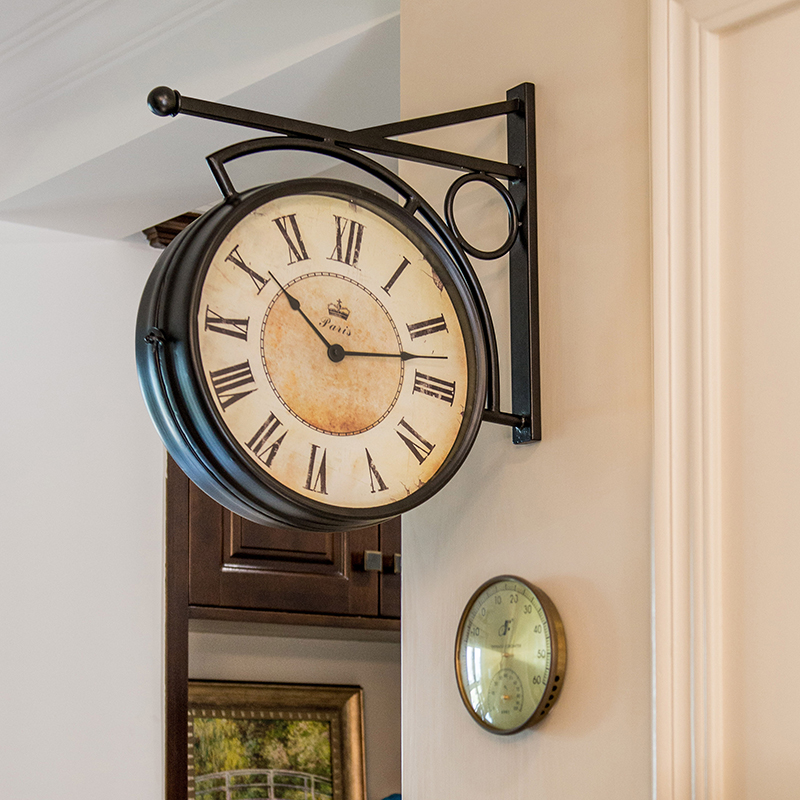 z09美式乡村复古铁艺双面挂钟墙钟客厅过道挂钟