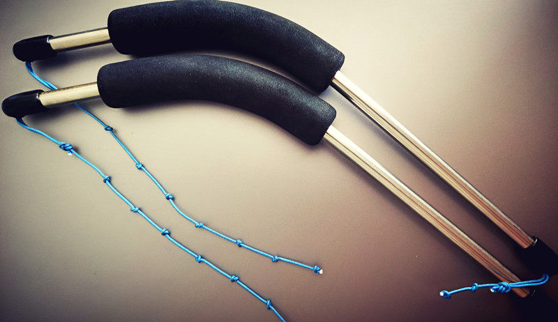 风筝寸四手柄小猫天地特技风筝