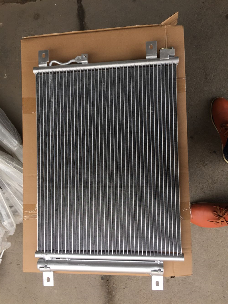 适用于中国重汽豪沃轻卡统帅悍将汽车冷凝器散热片空调其他