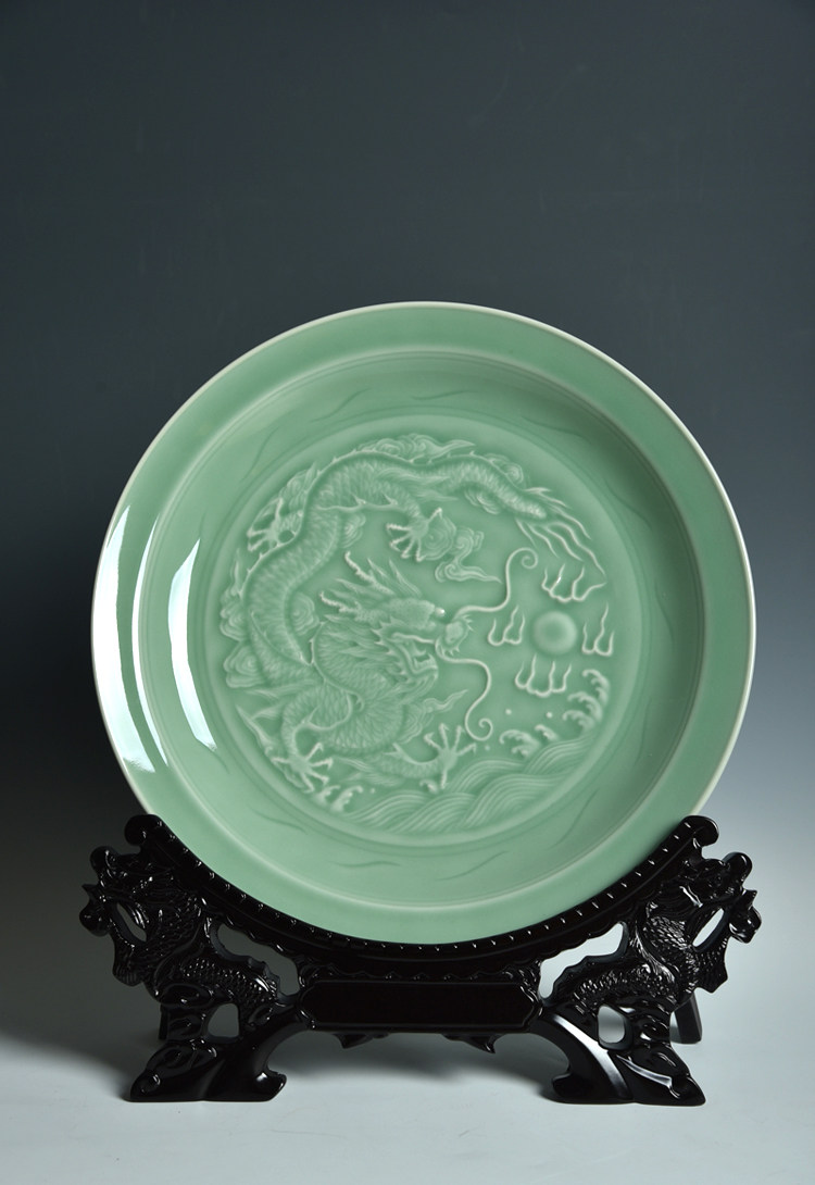 龙泉青瓷龙纹挂摆件陶瓷工艺品电视柜装饰装饰坐盘