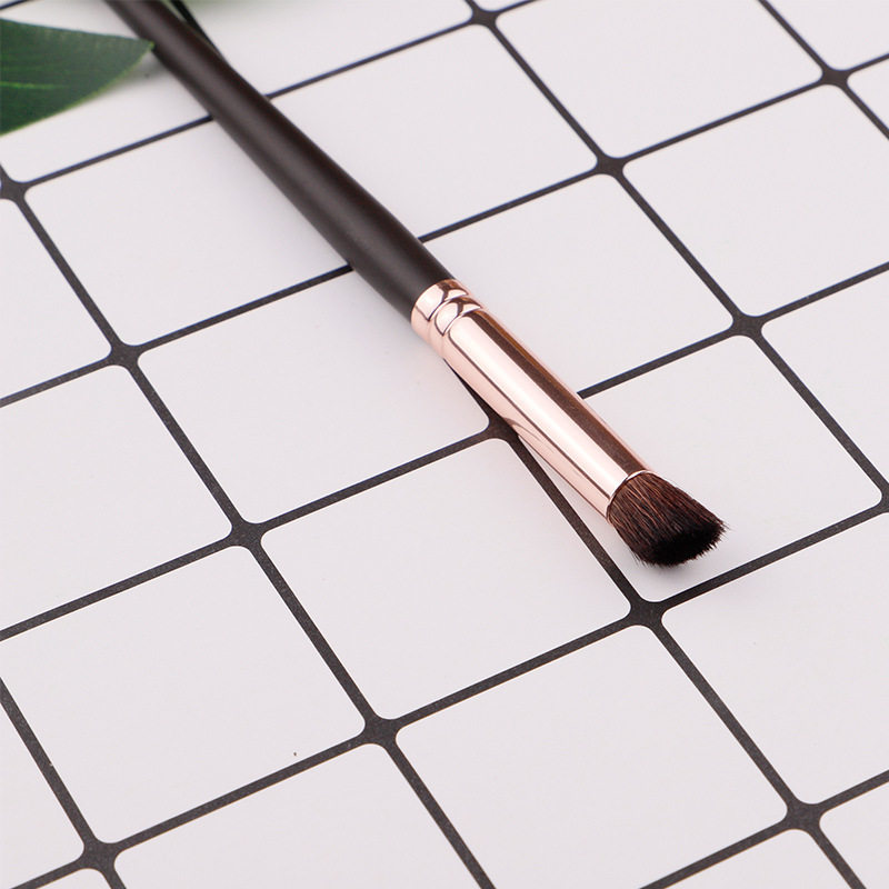 臻至斜角眼影鼻影眼部化妆动物毛羊毛羊毛沧州化妆刷