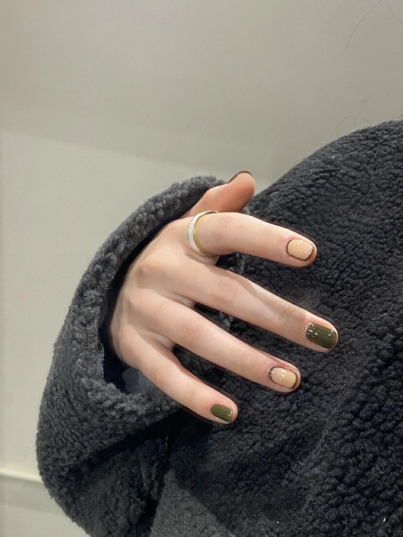 新年美甲绿色个性法式ins风显白贴片手工甲片穿戴短款甲片成品