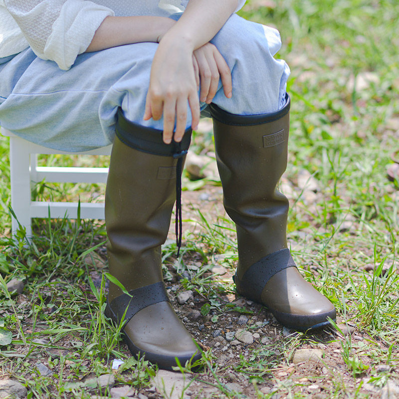 橡胶高筒雨鞋网红女士户外防滑雨靴柔软轻便雨鞋