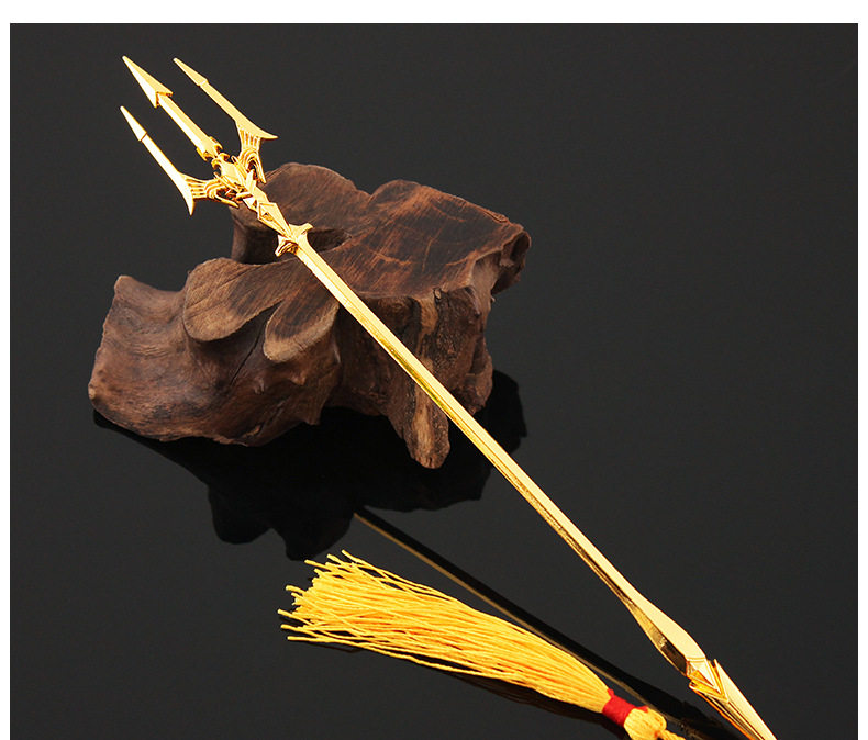 斗罗动漫周边唐三黄金十三三戟海神三叉戟金属钥匙扣游戏