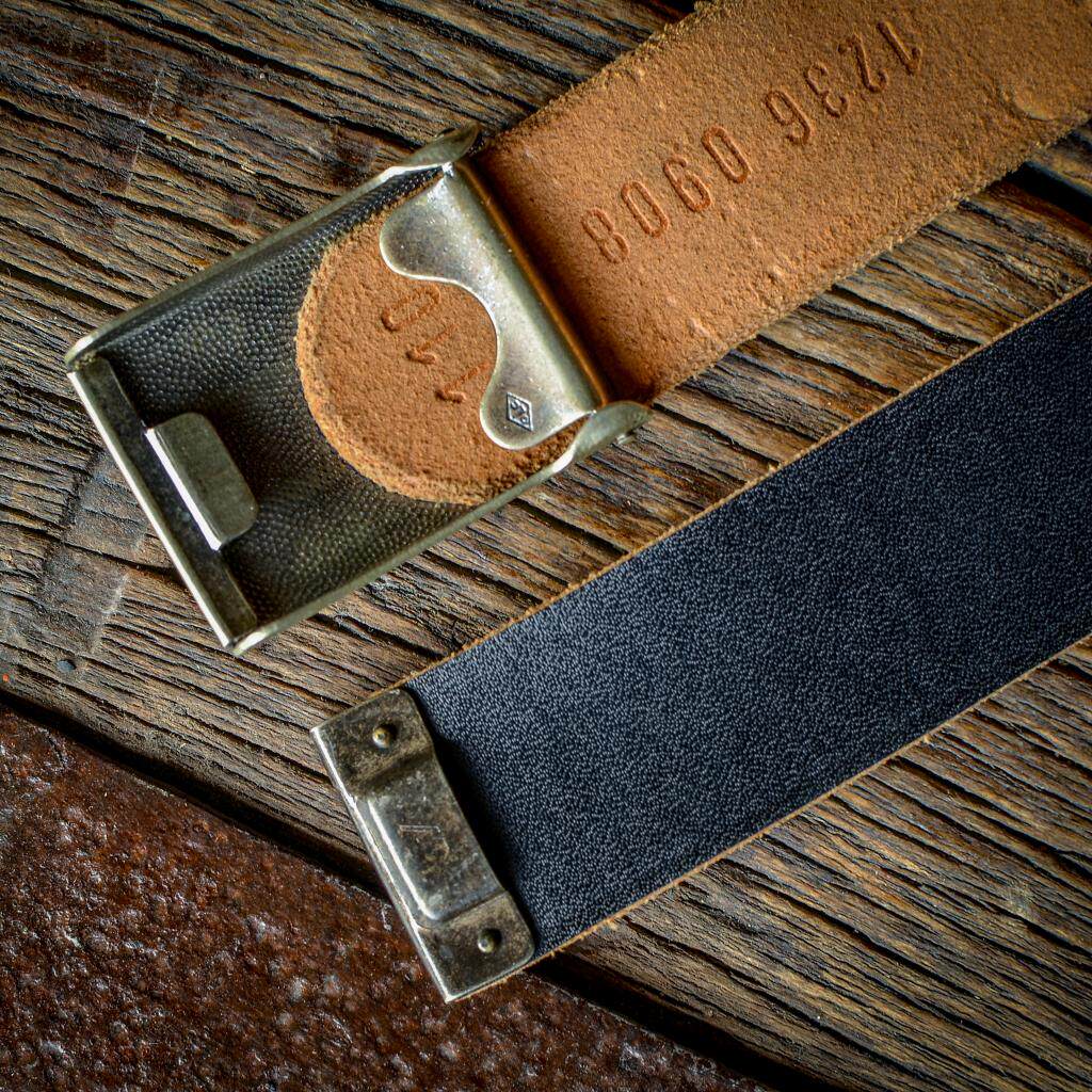 德军军版牛皮腰带黄铜扣复古男士皮带军迷物资简约工装百搭商务