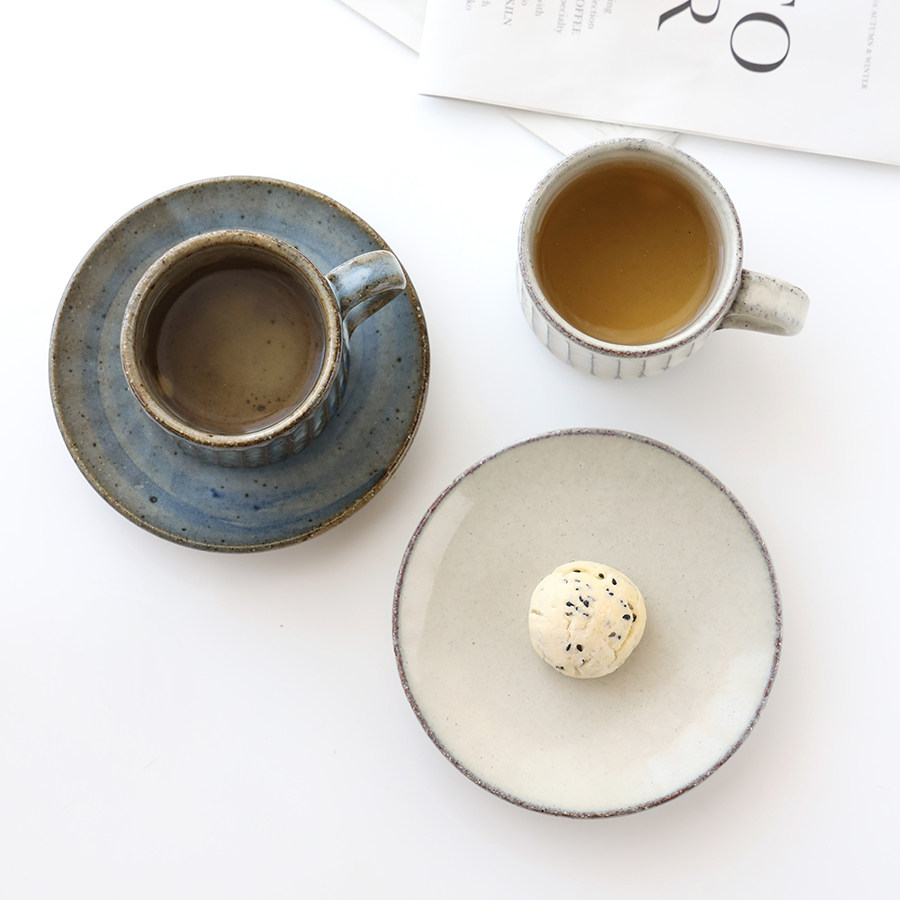 日本进口陶瓷手工咖啡杯碟子复古信乐烧粗陶黑白咖啡杯