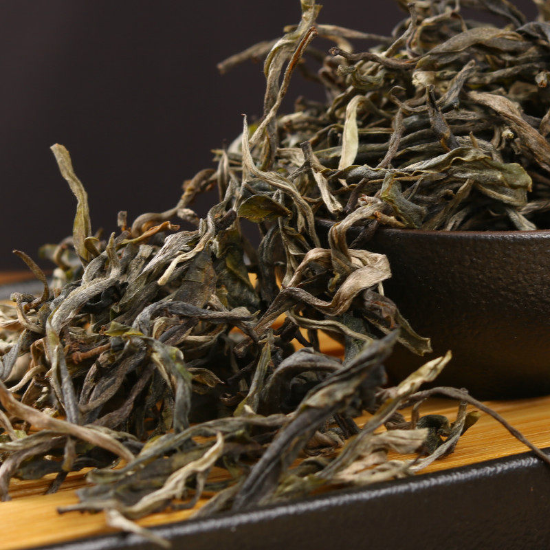 大量云南普洱茶2021优质无量山谷花茶大树老树普洱