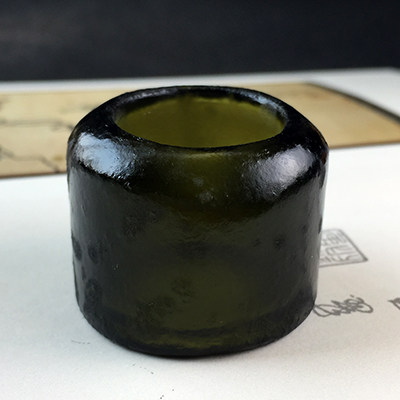 清代官造宫廷御用古法法老琉璃茶色武扳指指环戒指