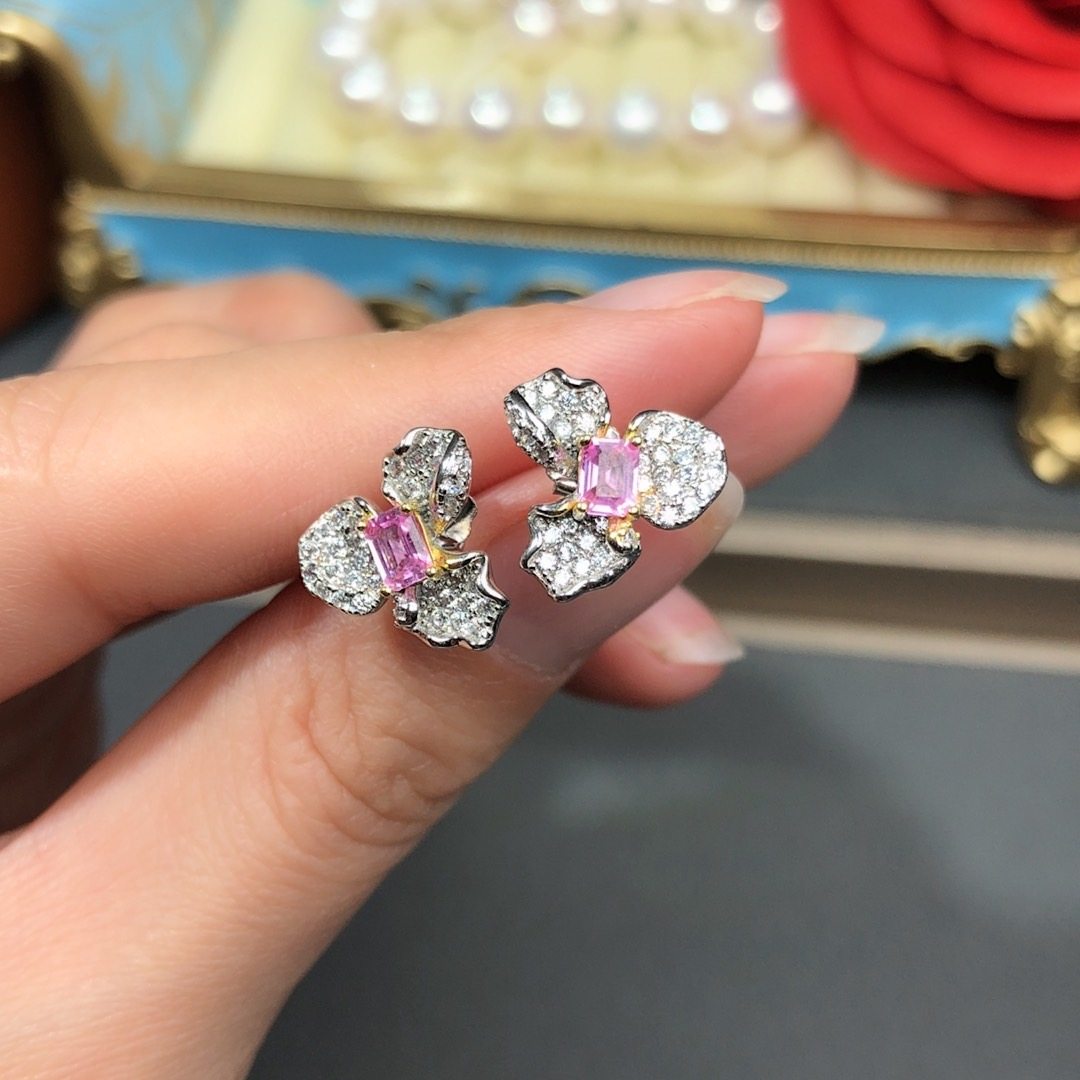 耳钉新品天然蓝宝4mm纯银镶嵌彩宝蝴蝶耳饰