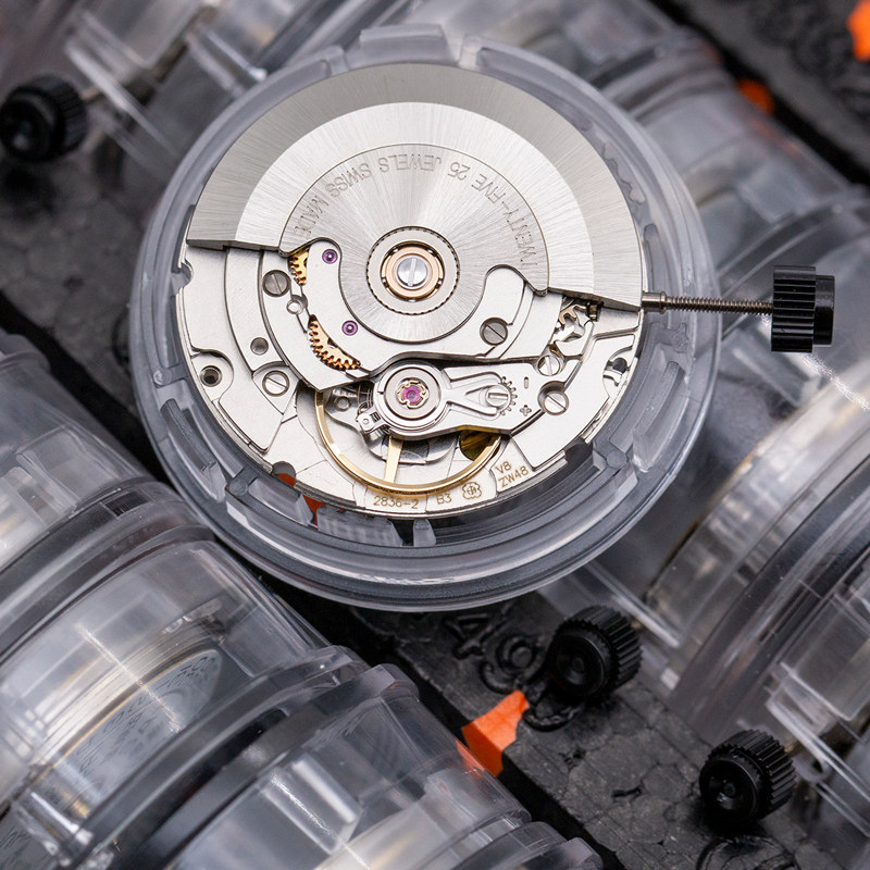 全新瑞士原装eta2836-2机芯v8天文台认证组装手表配件