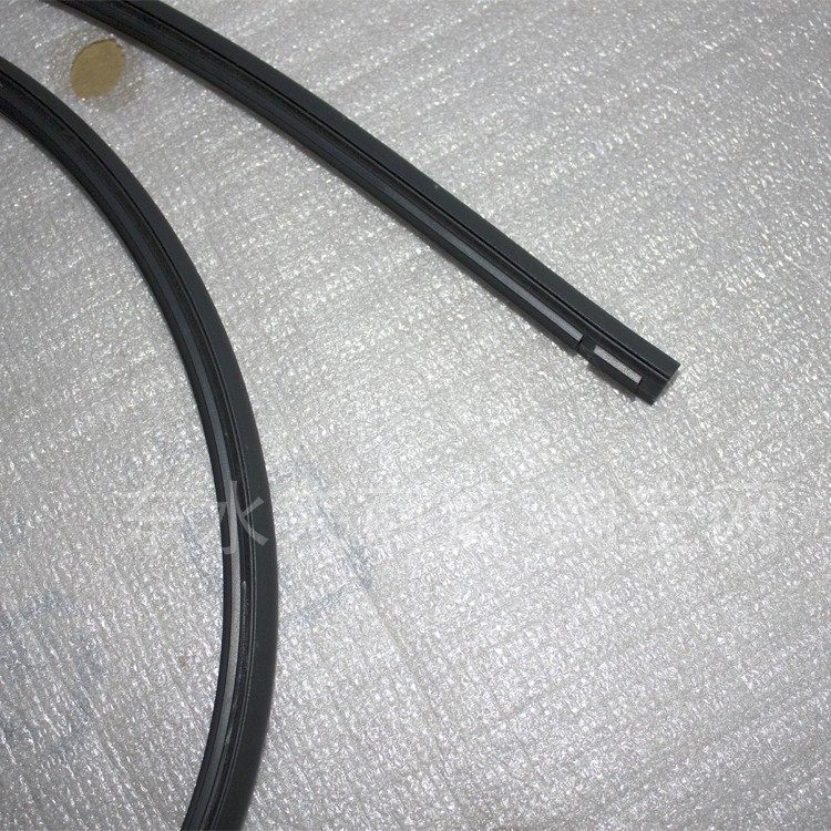 天窗窗玻璃胶条适配凯迪拉克xtscts防水密封密封胶车用密封胶条