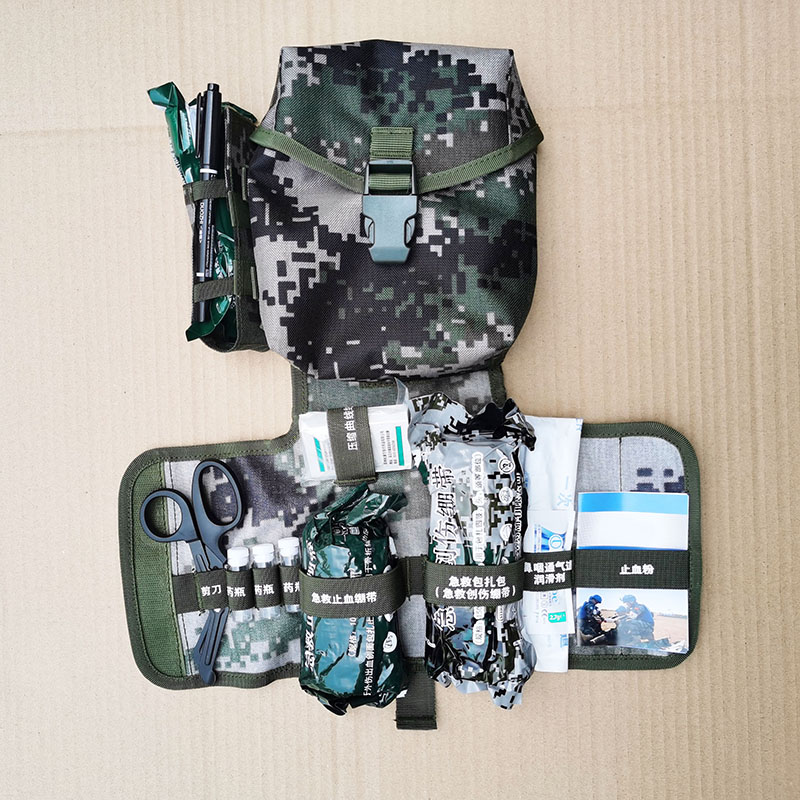 急救包单兵三代野战迷彩创伤应急包单兵战术应急包