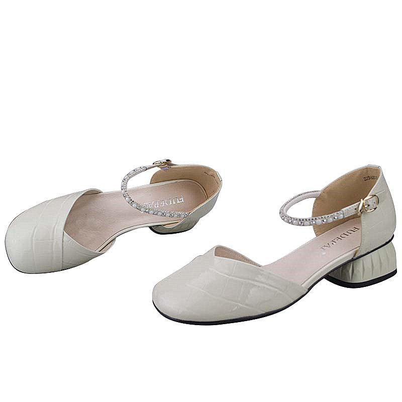 孚德女鞋夏季新款口头牛皮中空通勤皮鞋包头时装凉鞋