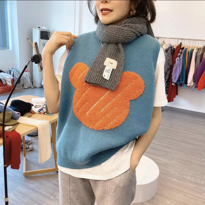 2022年秋冬新款针织马甲背心女宽松外搭无袖坎肩圆领毛衣洋气打底