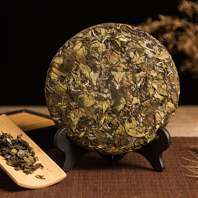 2020年荒野春寿眉饼300克福鼎白茶磻高山雨前寿眉寿眉