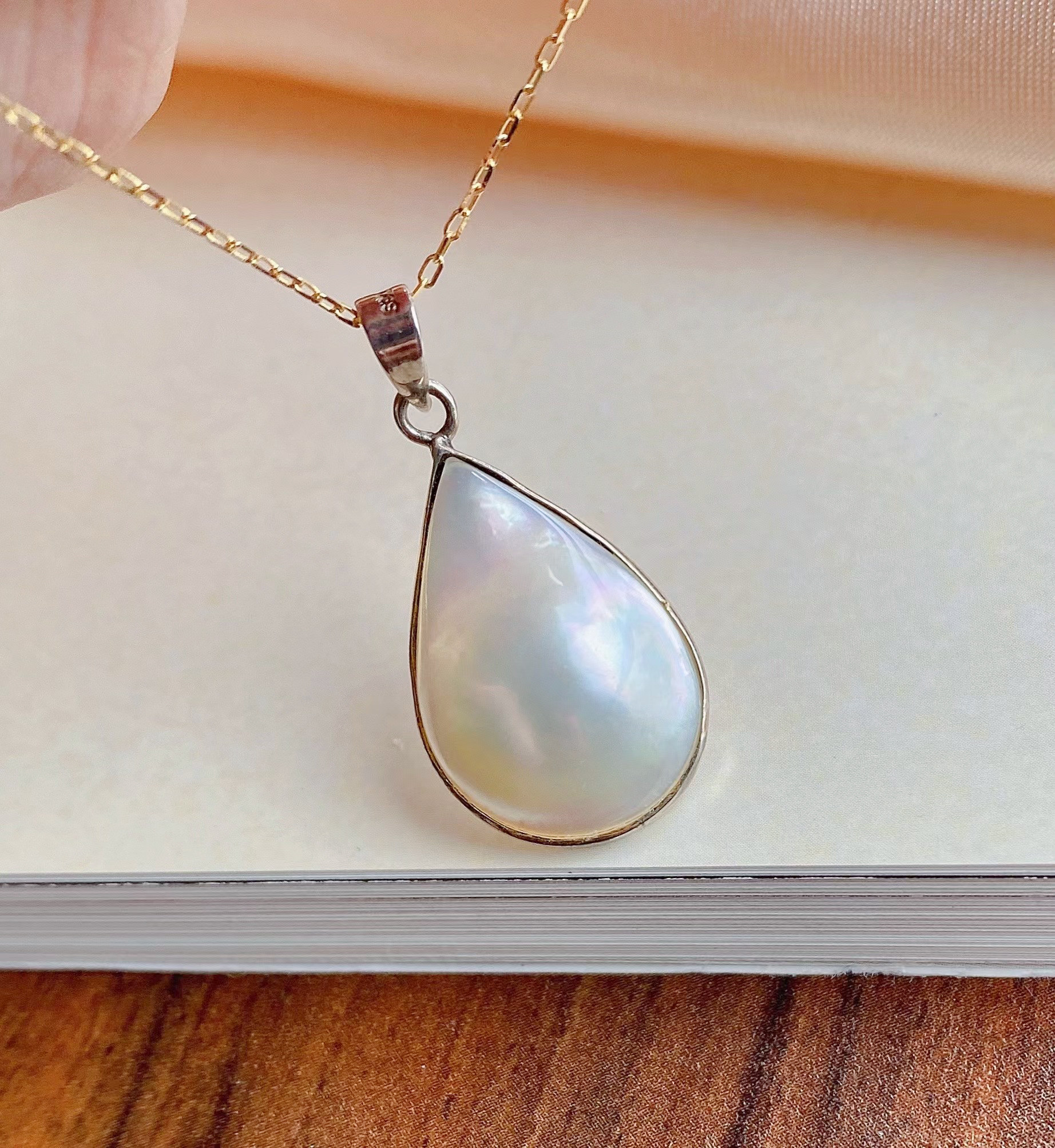 马贝珍珠吊坠进口18k金挂坠海水珍珠马项链玛贝颈饰