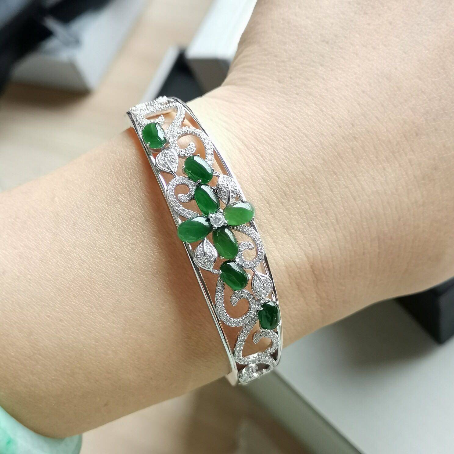 天然翡翠蛋面群手镯全手镶嵌精工纯银国风文创饰品手镯