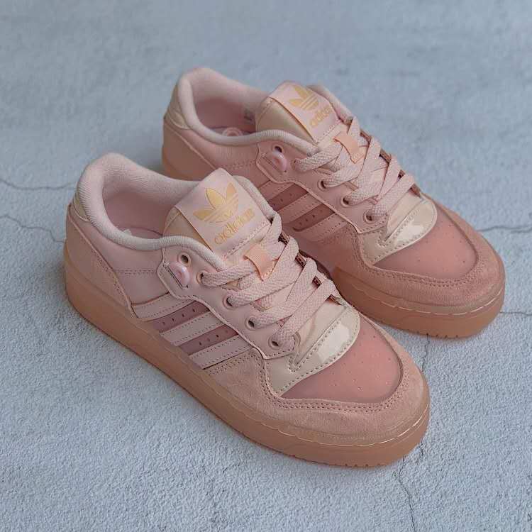 adidas阿迪达斯三叶草2020秋冬新品复古篮球风女子运动鞋 FV4937