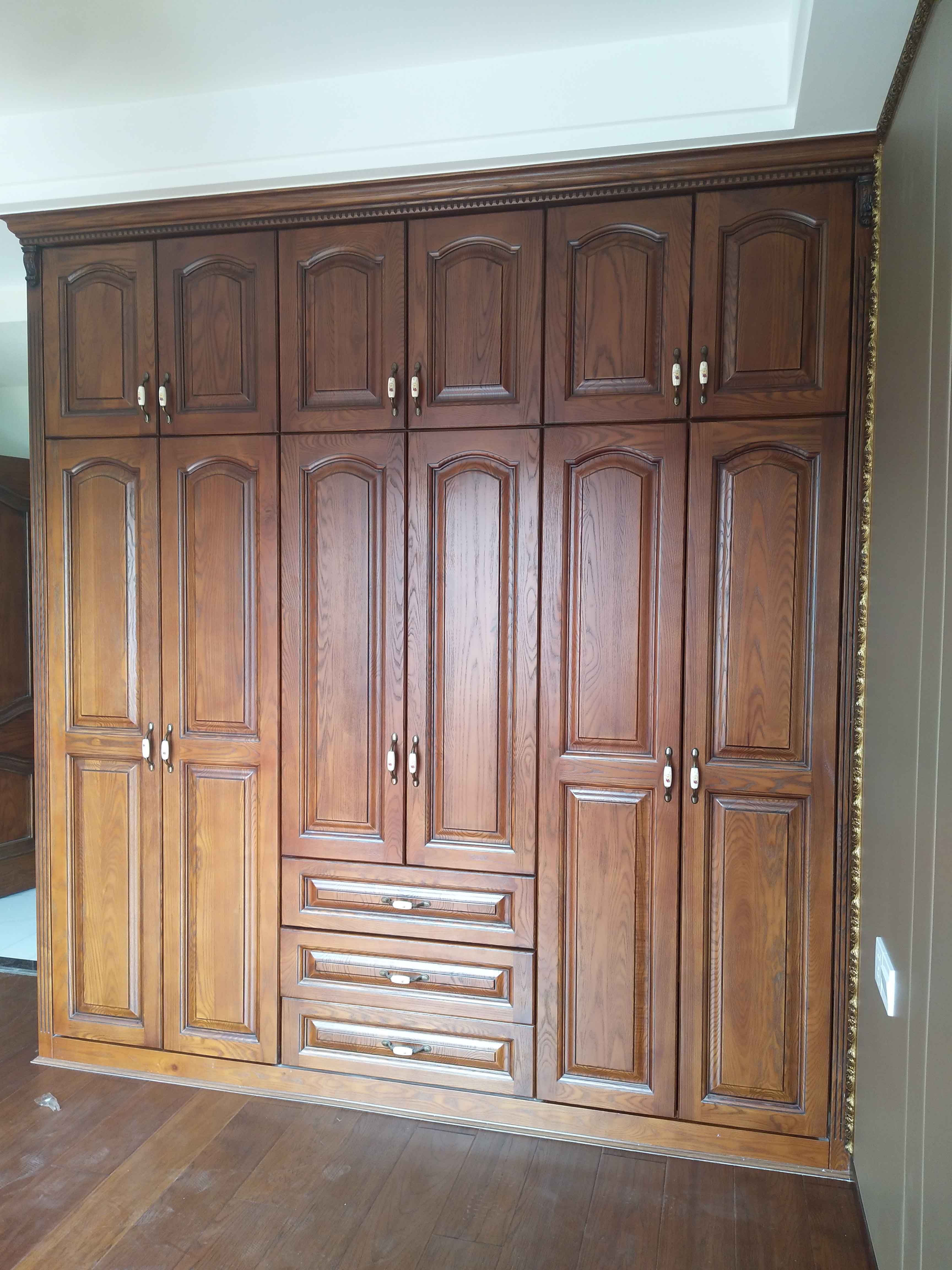 南昌整体橱柜定做橡木实木衣柜定制现代简约原木门板整体厨柜