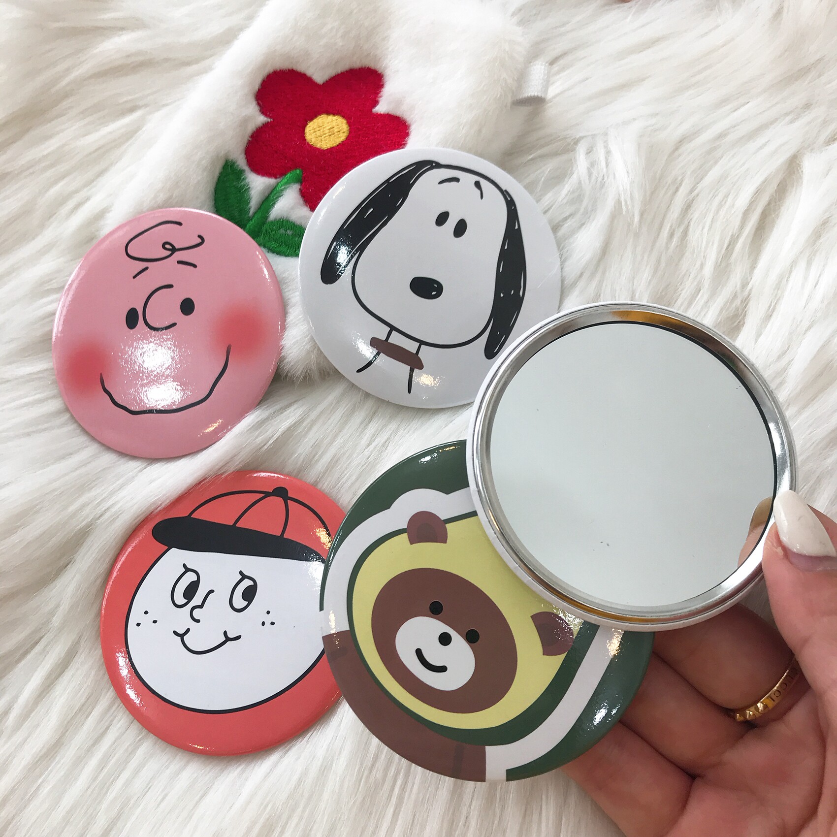便携随身迷你补妆小圆镜 ins 可爱查理卡通小镜子学生随手化妆镜子